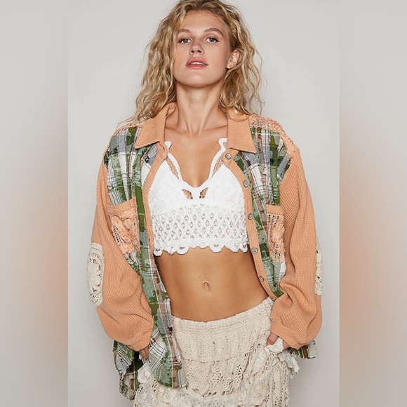 NWOT POL Multicolor Crochet Detailed Distressed Plaid Button Down Shacket - Picture 4 of 6